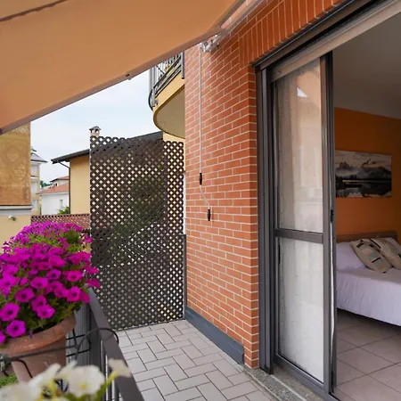 Girasole Leonardo Academy, Mxp & Lakes 아파트 세스토 칼렌데