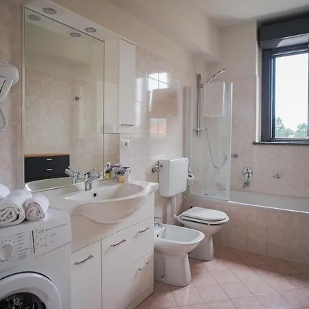 Girasole - Radice Comfort - Leonardo, Mxp & Laghi Διαμέρισμα Sesto Calende
