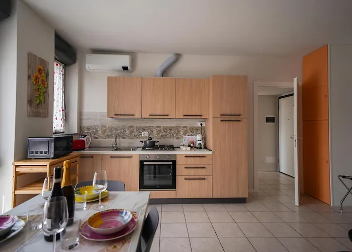 Girasole - Radice Comfort - Leonardo, Mxp & Laghi Apartament